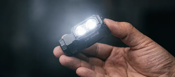 Быстросъемная конструкция налобного фонаря Wuben E7 Black 5000K