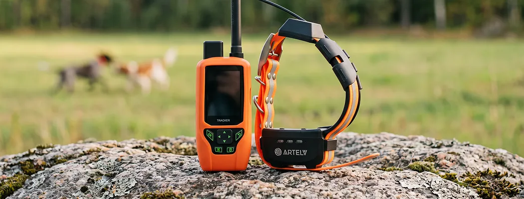 Пульт базовой станции и ошейник с GPS ARTELV TRACKER на охоте