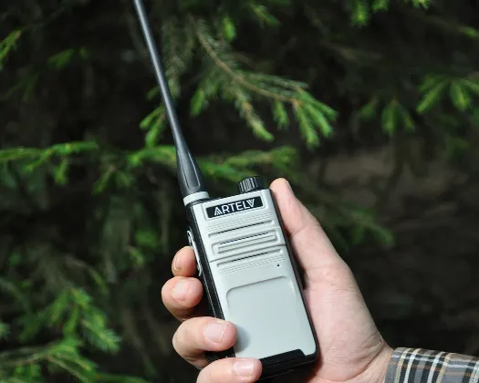 рация c UHF